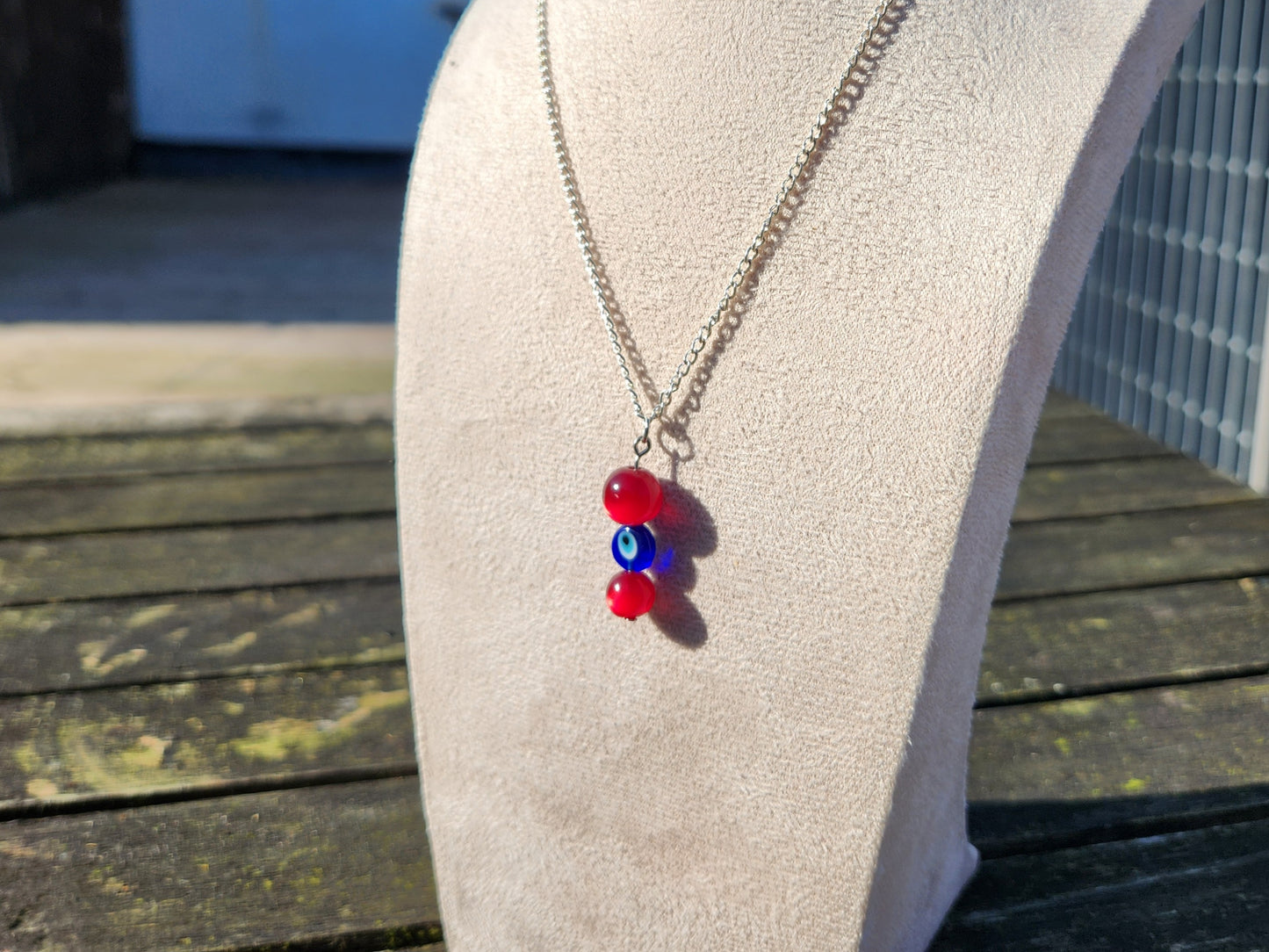 red and blue eyil eye bead pendant silver chain necklace