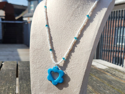 blue and white glass beaded blue heart flower pendant