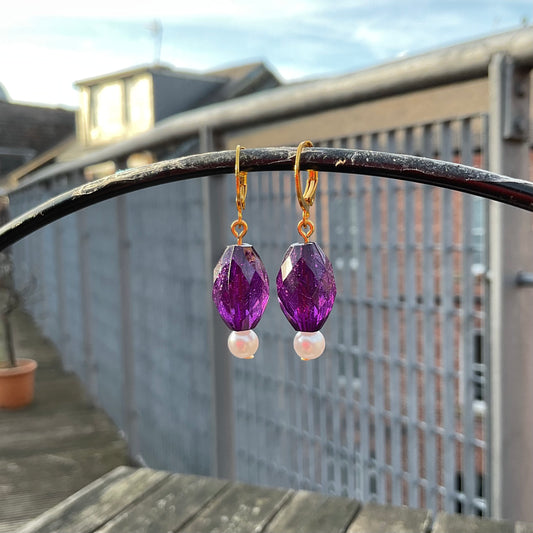 purple & pearl bead gold huggie hoop earrings